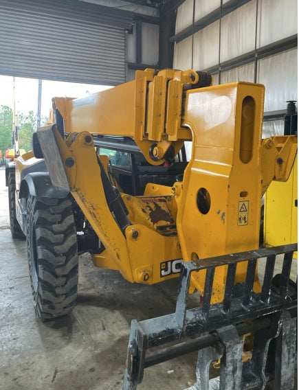 2023 JCB 510-56