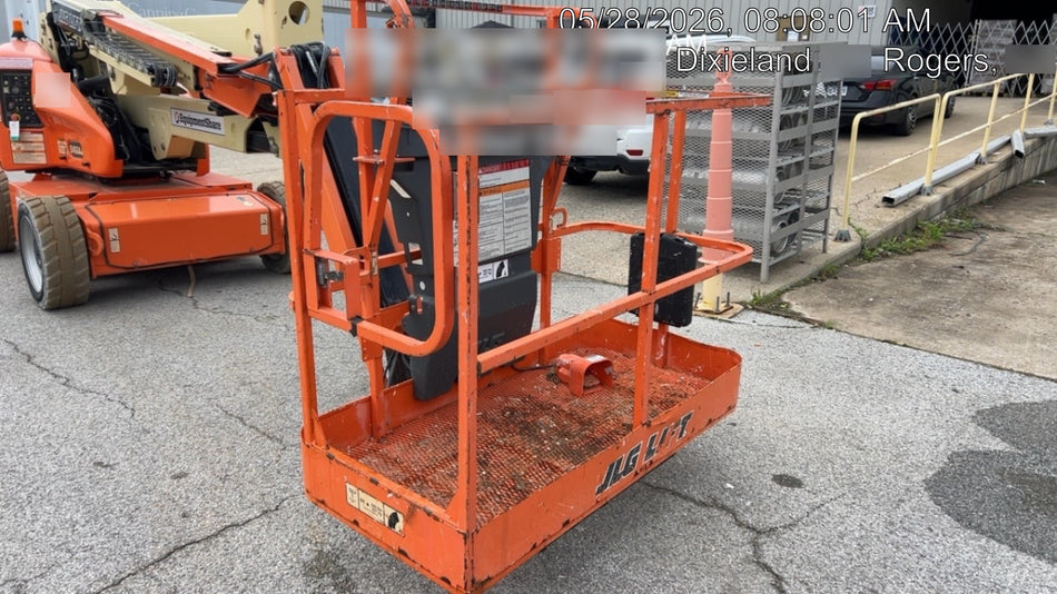 2019 JLG E450AJ