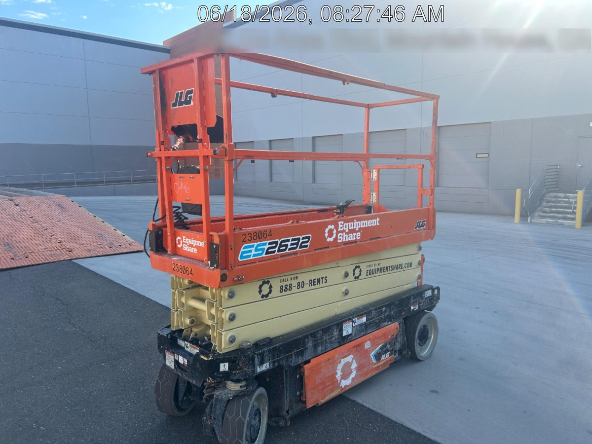 2022 JLG ES2632