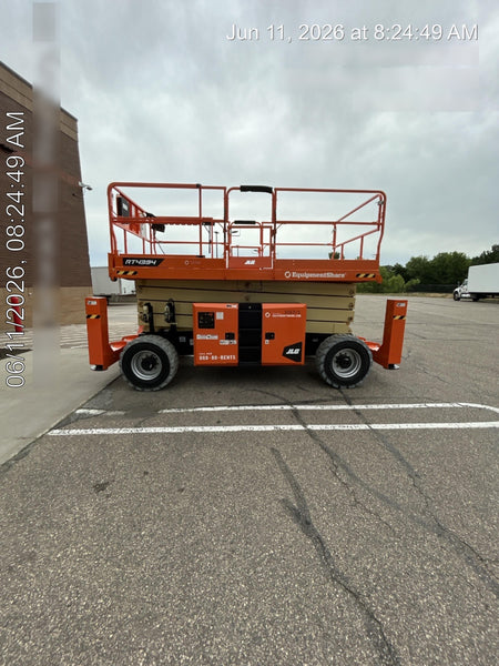 2025 JLG RT4394
