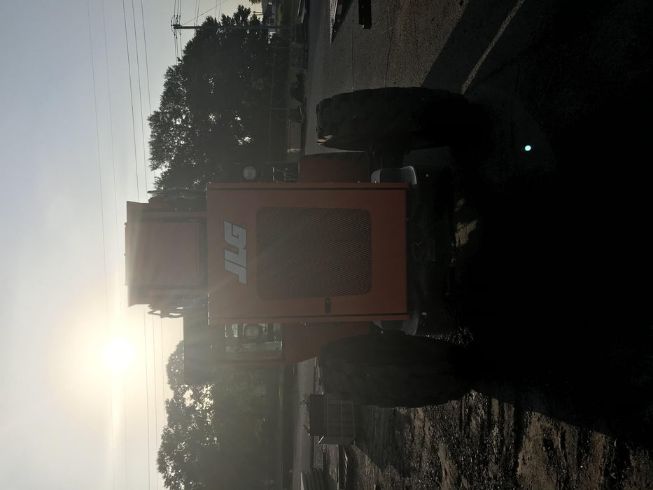 2019 Skytrak 10054 Cab/Heat/AC, 74 Hp Engine, Solid Tires, Work Light Package, Beacon w/60" Carriage, 60" Forks