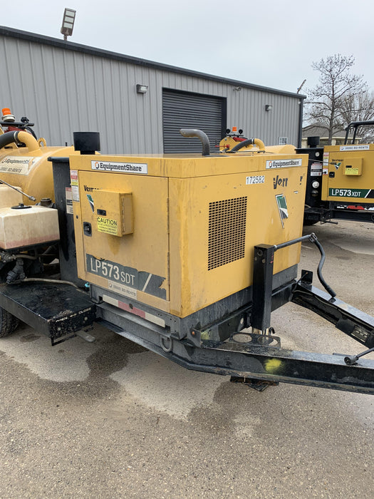 2021 Vac-Tron LP573SDT T4 Koehler Diesel Engine, 500 Gallon Debris Tank, x2 100 Gallon Water Tanks