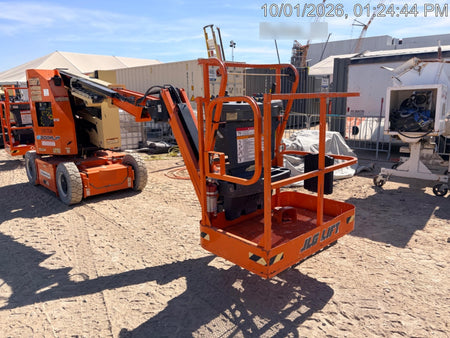 2025 JLG E300AJP