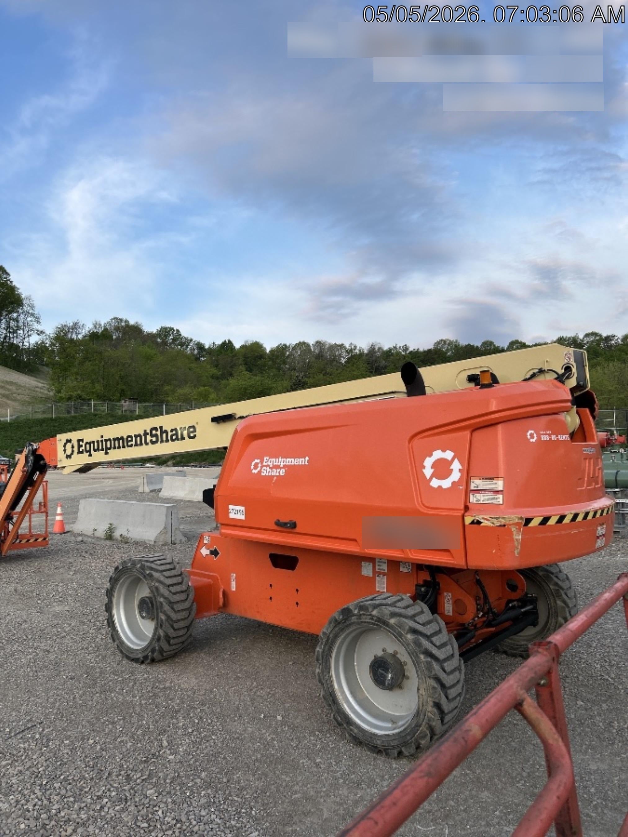 2022 JLG 660SJ