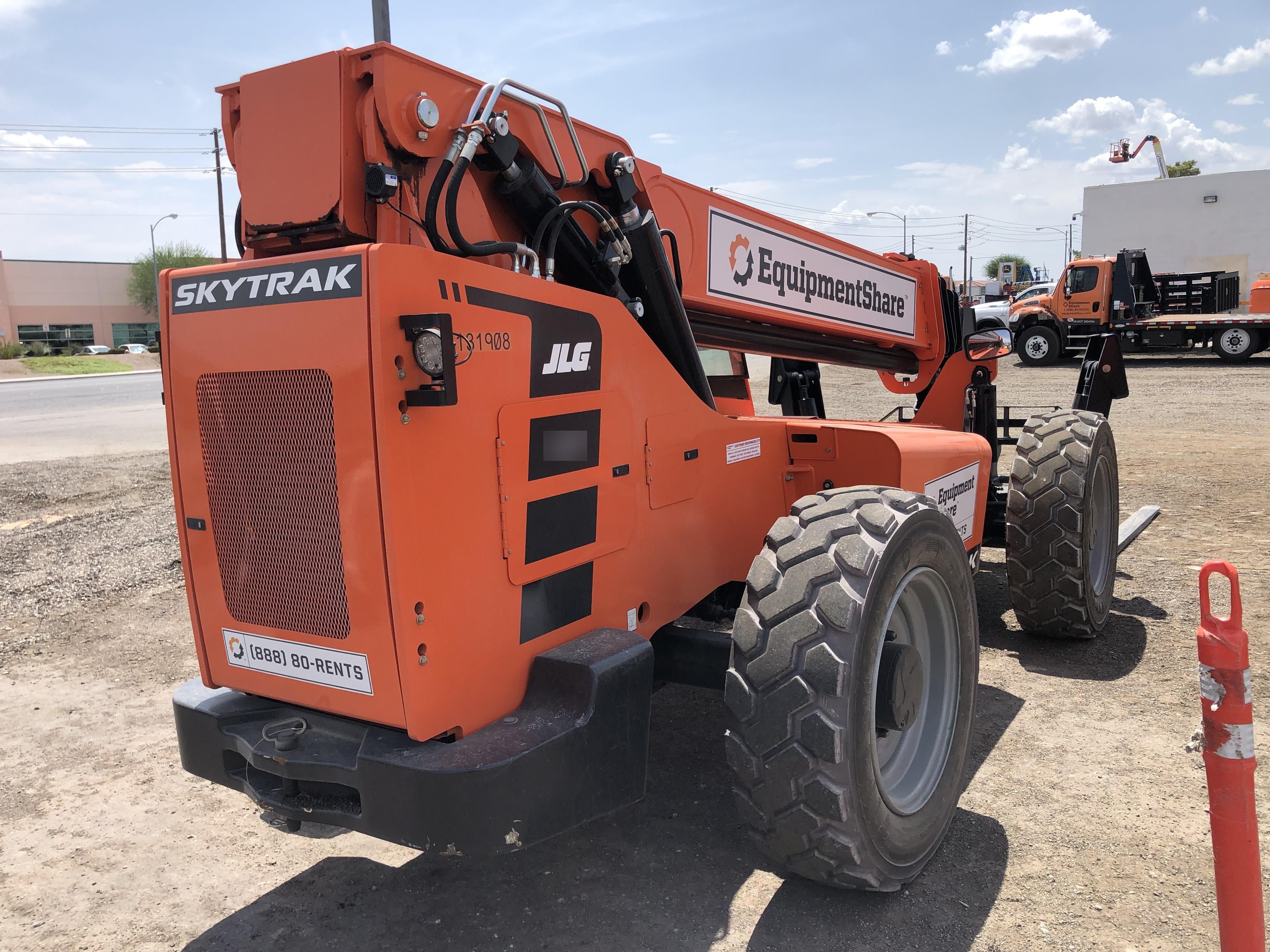 2021 SKYTRAK 12054