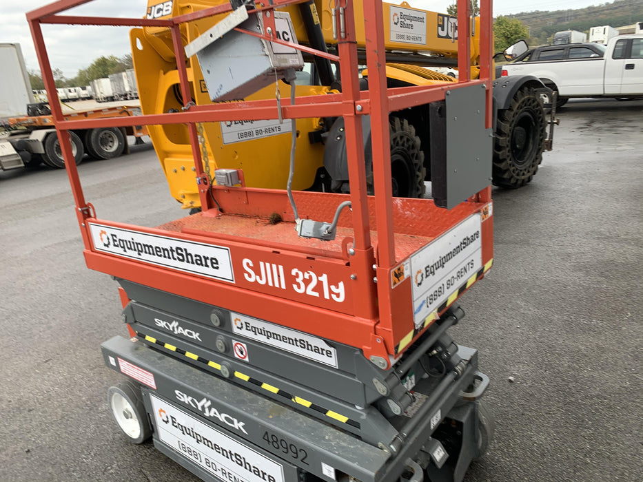 2019 Skyjack SJIII-3219 Standard Options, Trojan Batteries