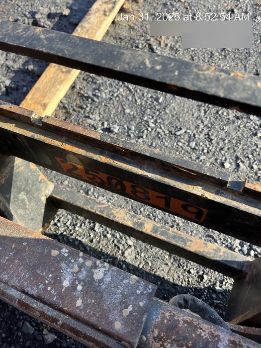 2022 ARROW MATERIAL HANDLING 48" Pallet Forks - Arrow