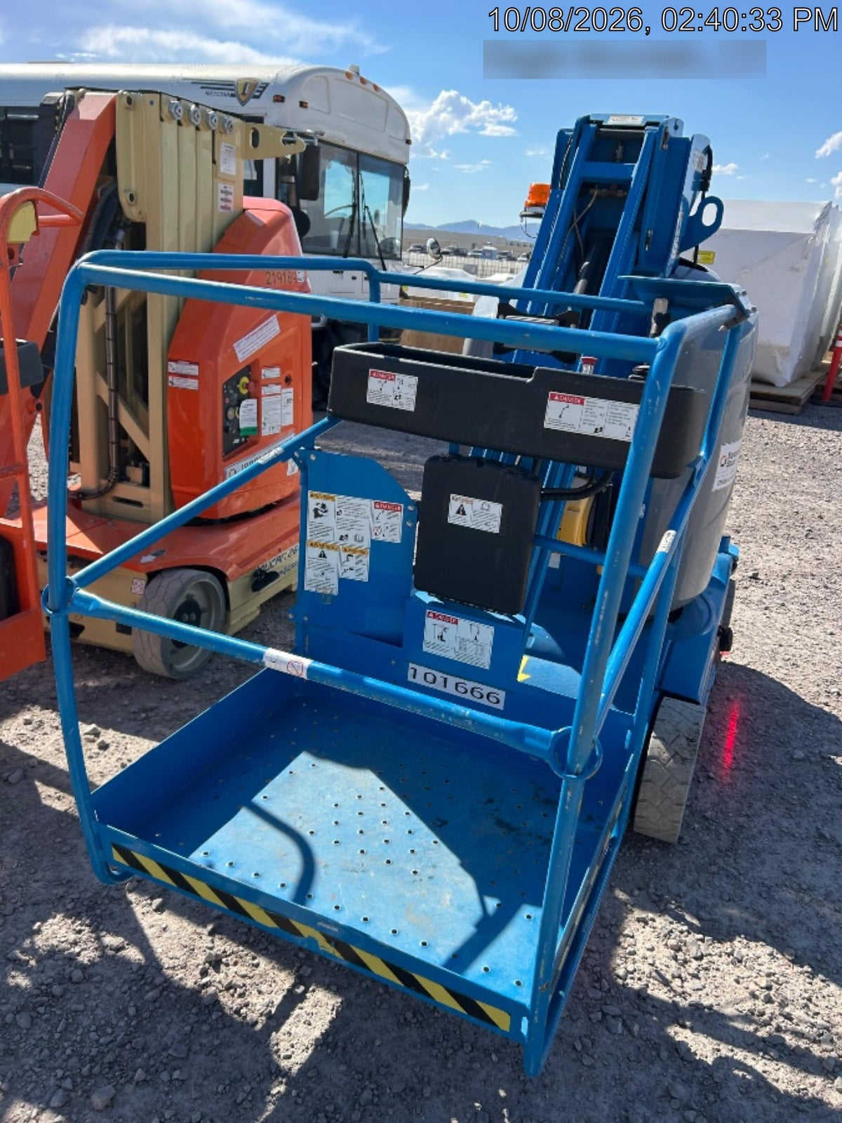 2020 GENIE GR-26J