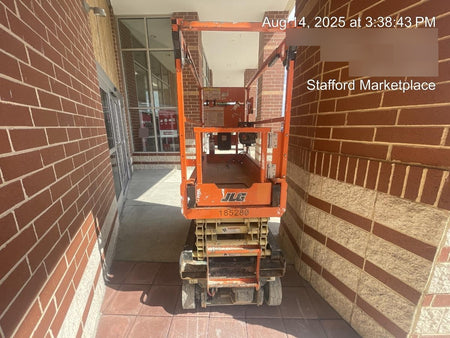 2021 JLG ES1932