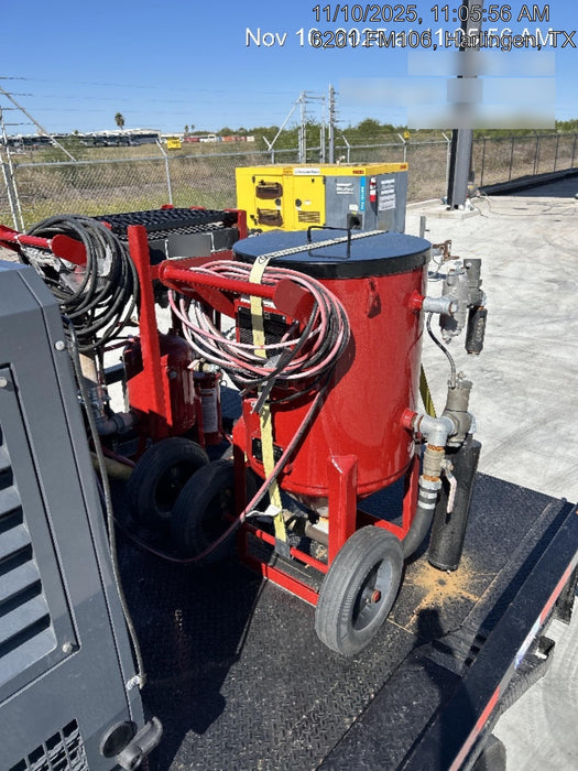 2025 TEXAS PRIDE TRAILERS 18'-20' Lowboy Sand Blasting Unit