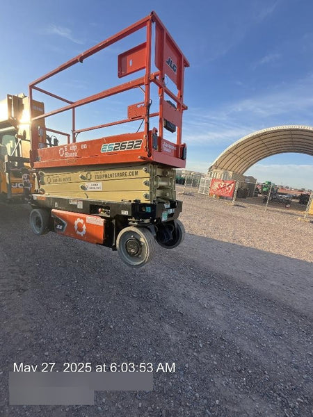 2022 JLG ES2632