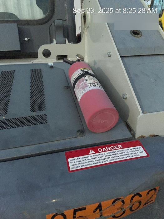 2022 TAKEUCHI TL8R2-CR