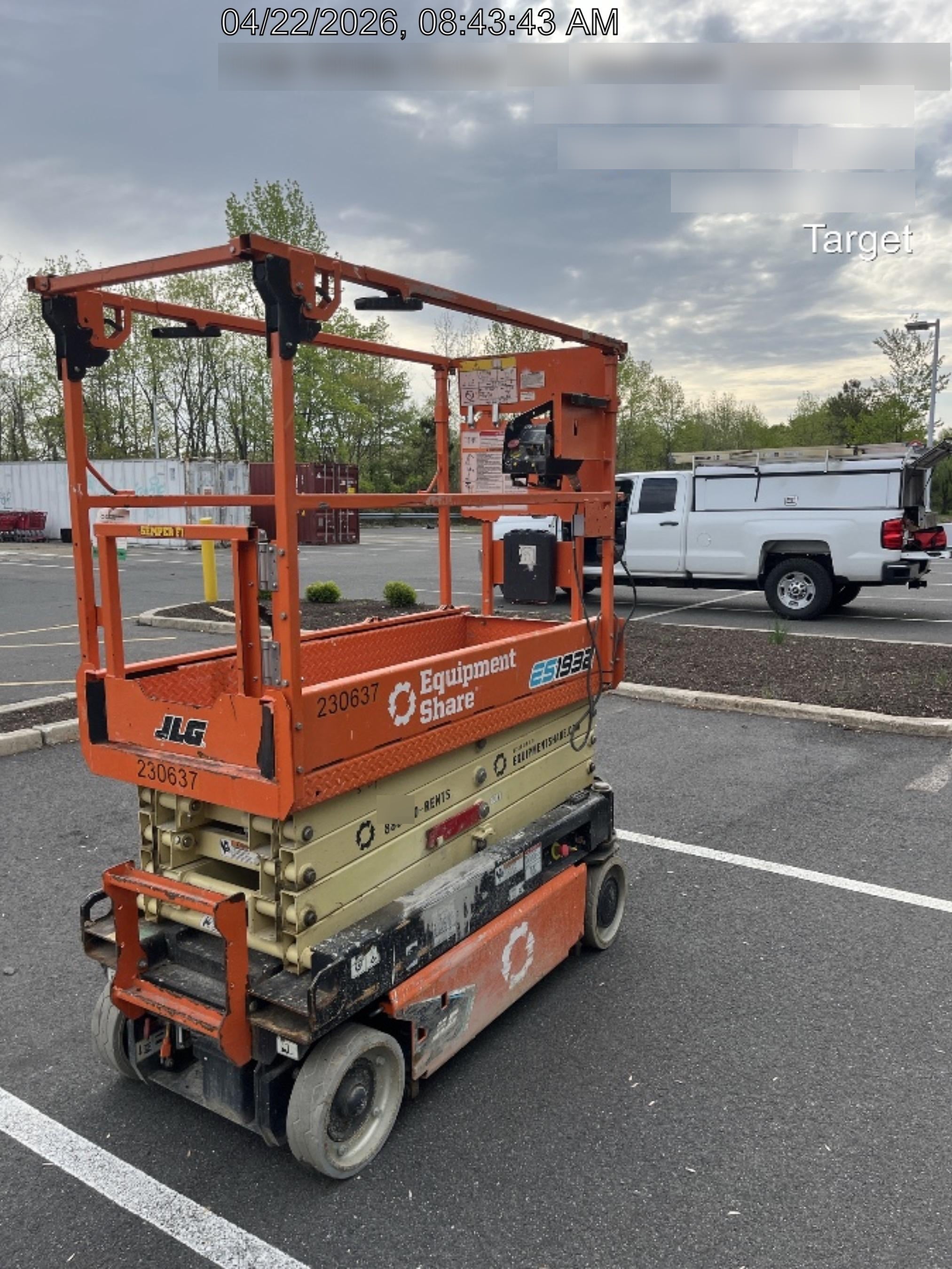 2022 JLG ES1932