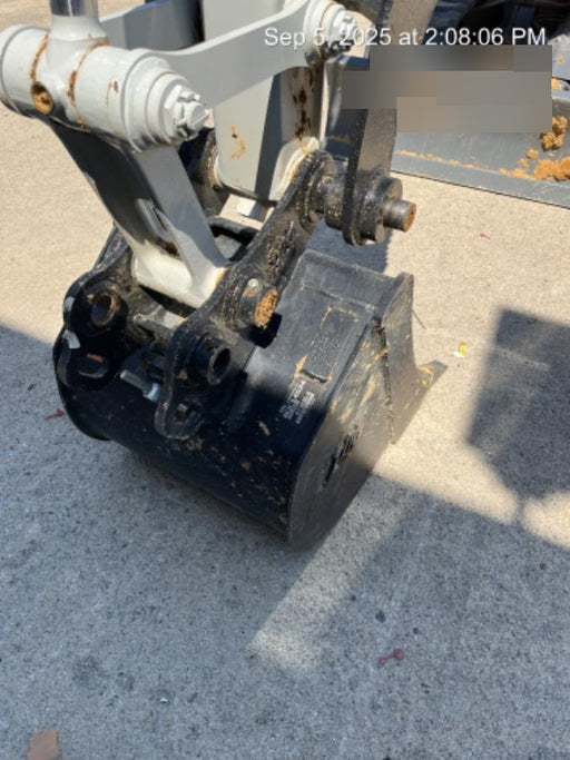 2025 TAKEUCHI 24" Bucket Takeuchi