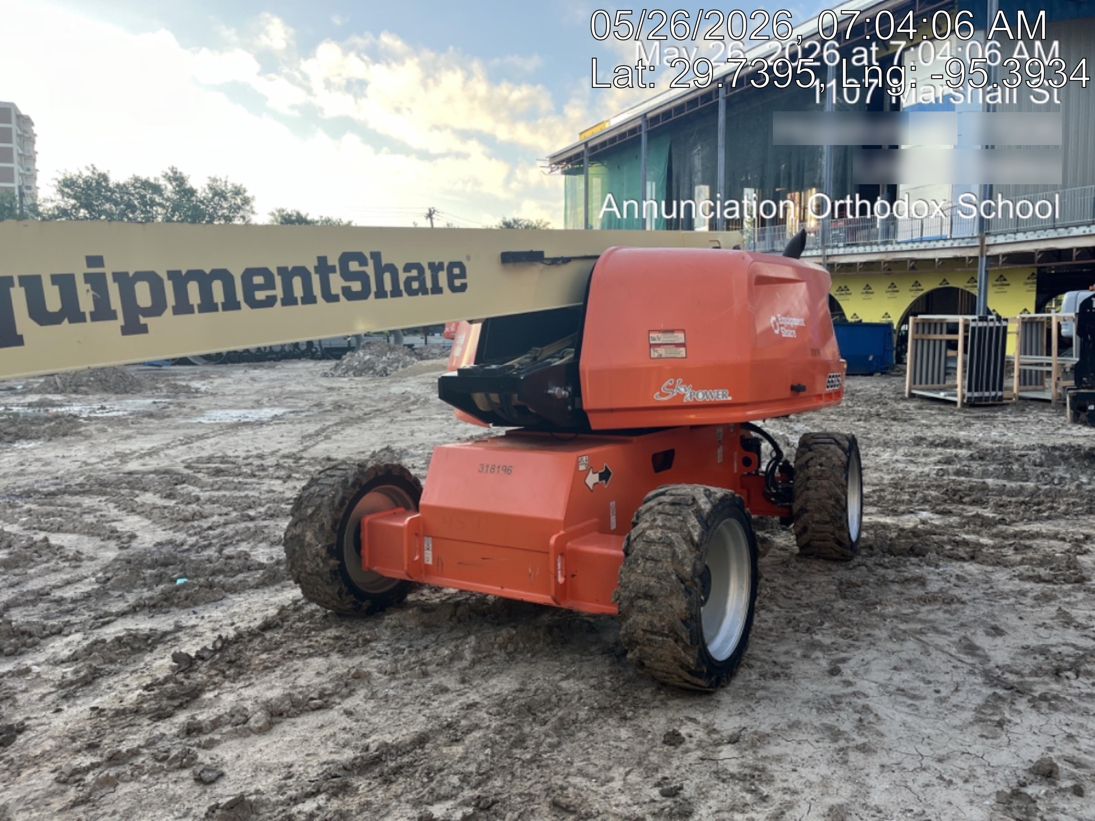 2023 JLG 660SJ