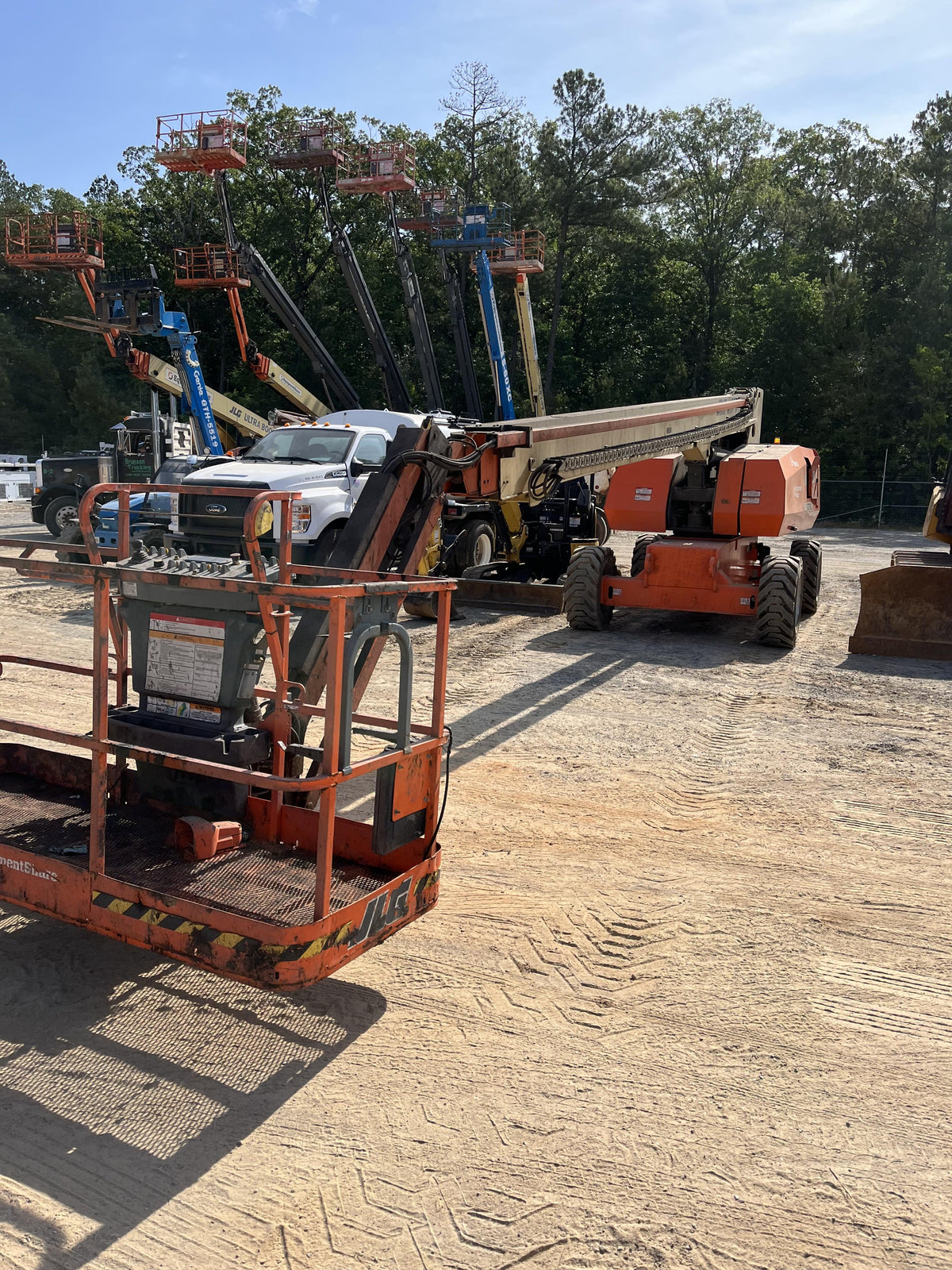 2022 JLG 860SJ