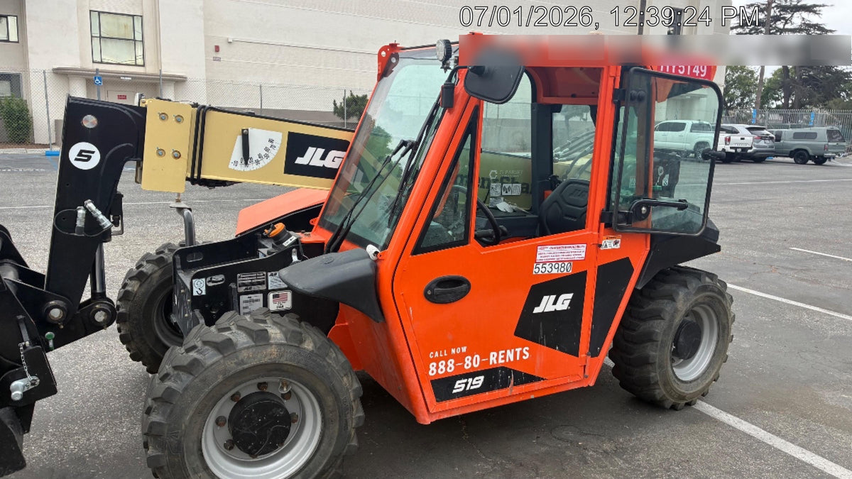 2025 JLG 519