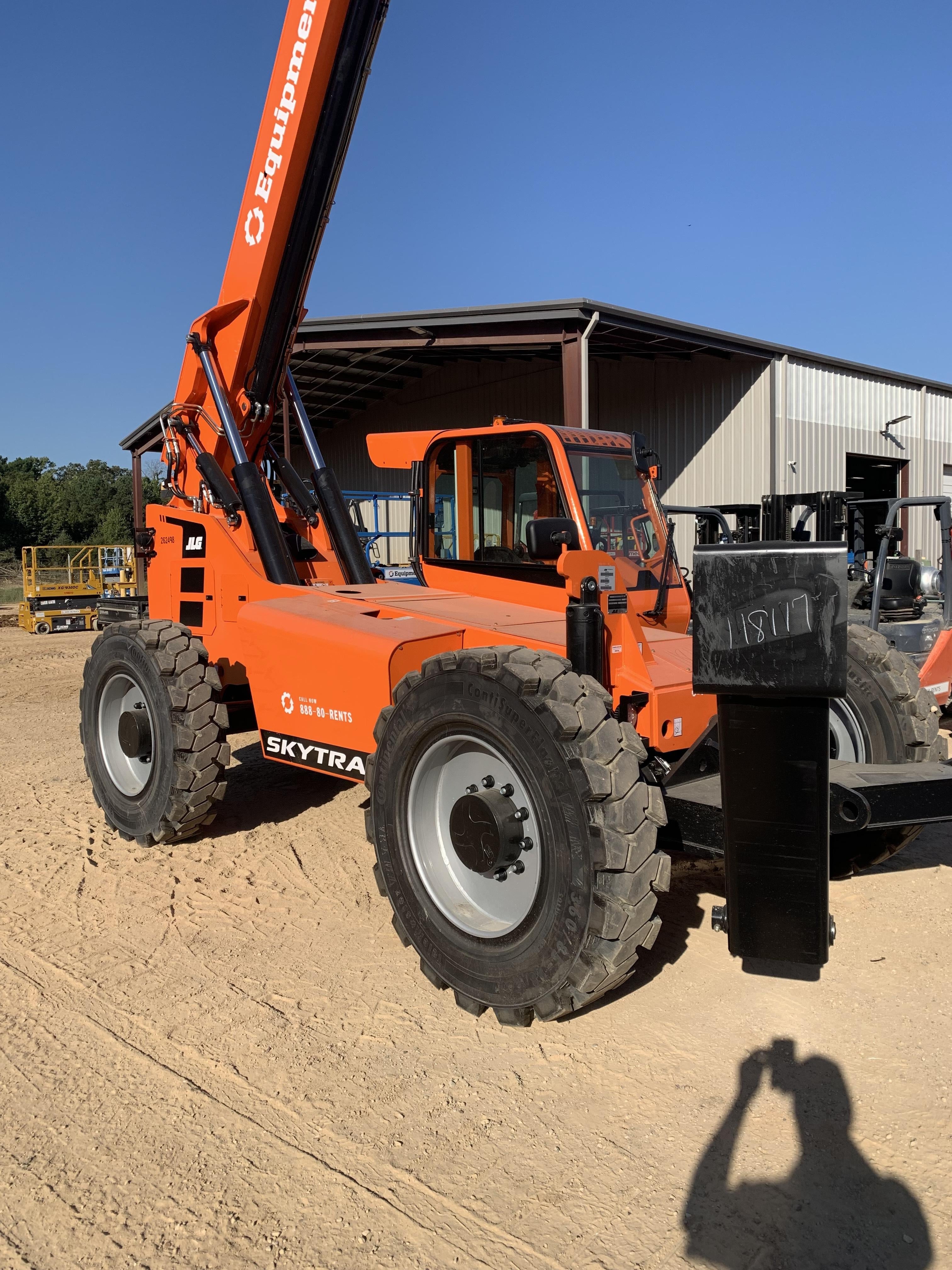 2022 SKYTRAK 10054