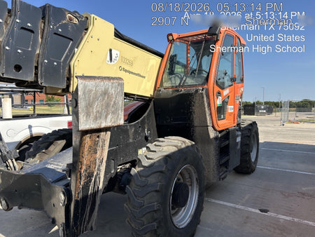 2021 JLG 1075