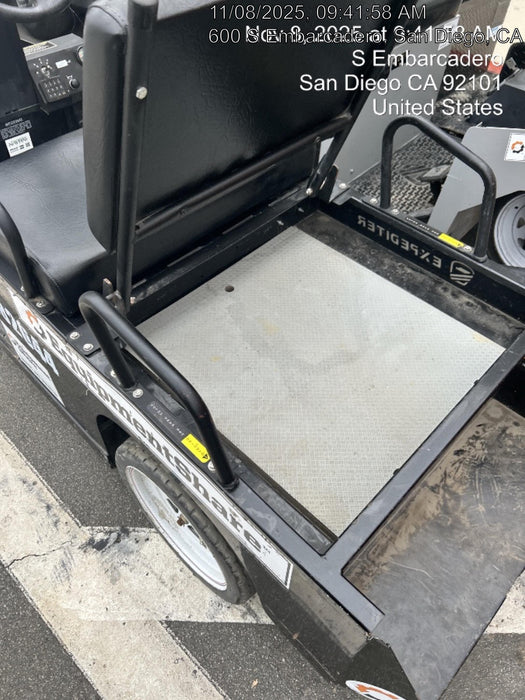 2021 Expeditor Expeditor 3 wheel Expeditor, Steering Wheel, Solid Non marketing tires, Ball Hitch, Front bumper, Painted Black