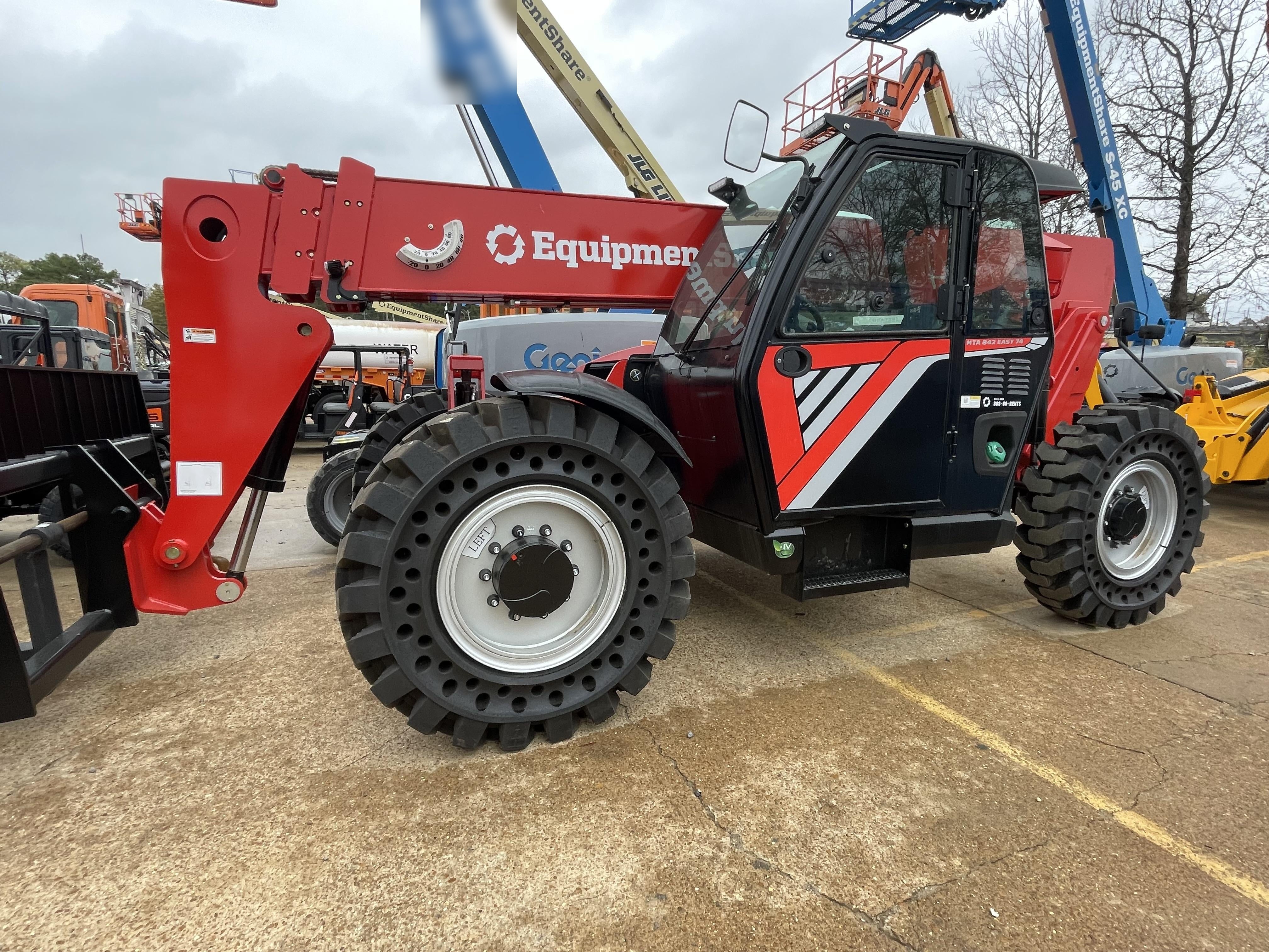 2025 MANITOU MTA842