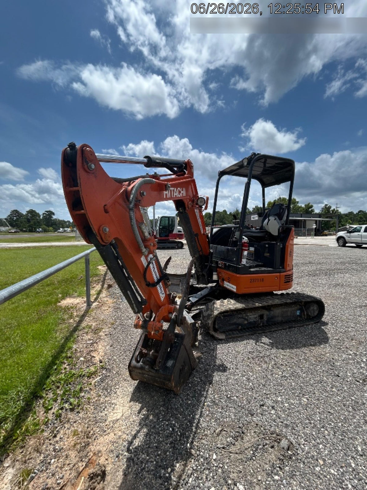 2022 HITACHI ZX26U-5N