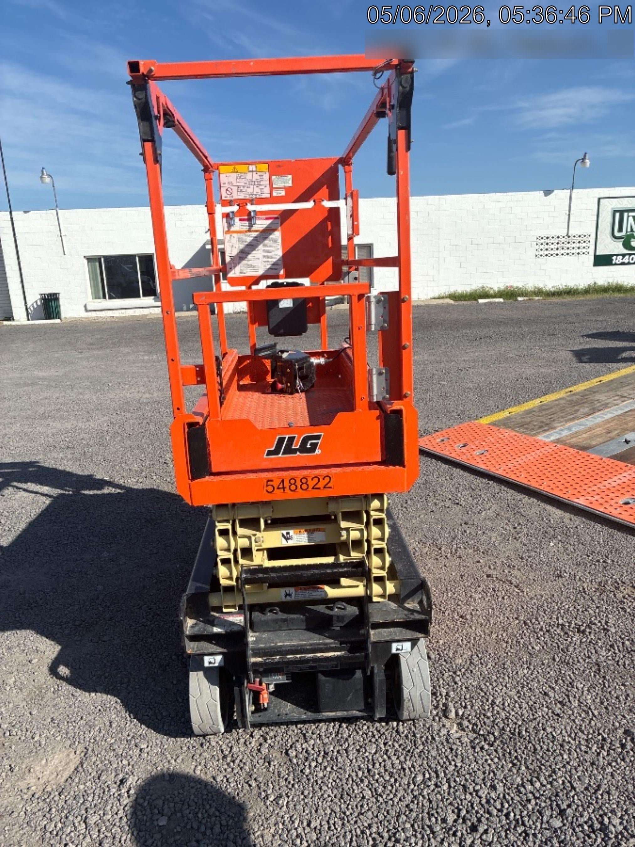 2025 JLG ES1932