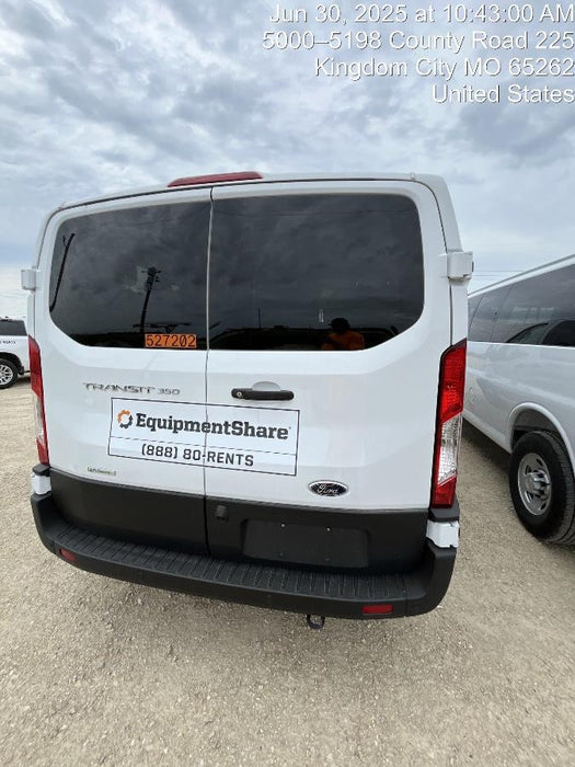 2025 CHEVROLET Express Van - Rental