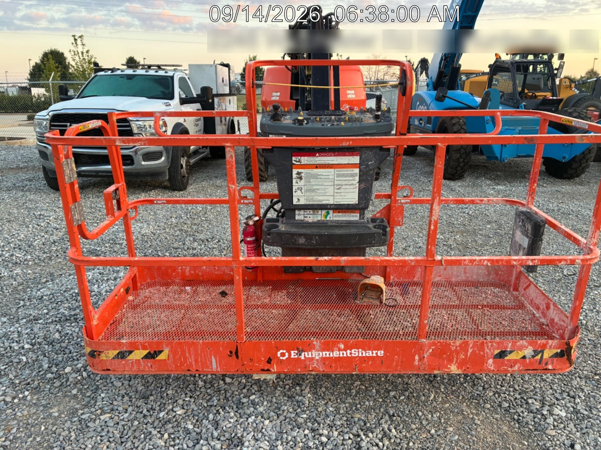 2025 JLG 660SJ