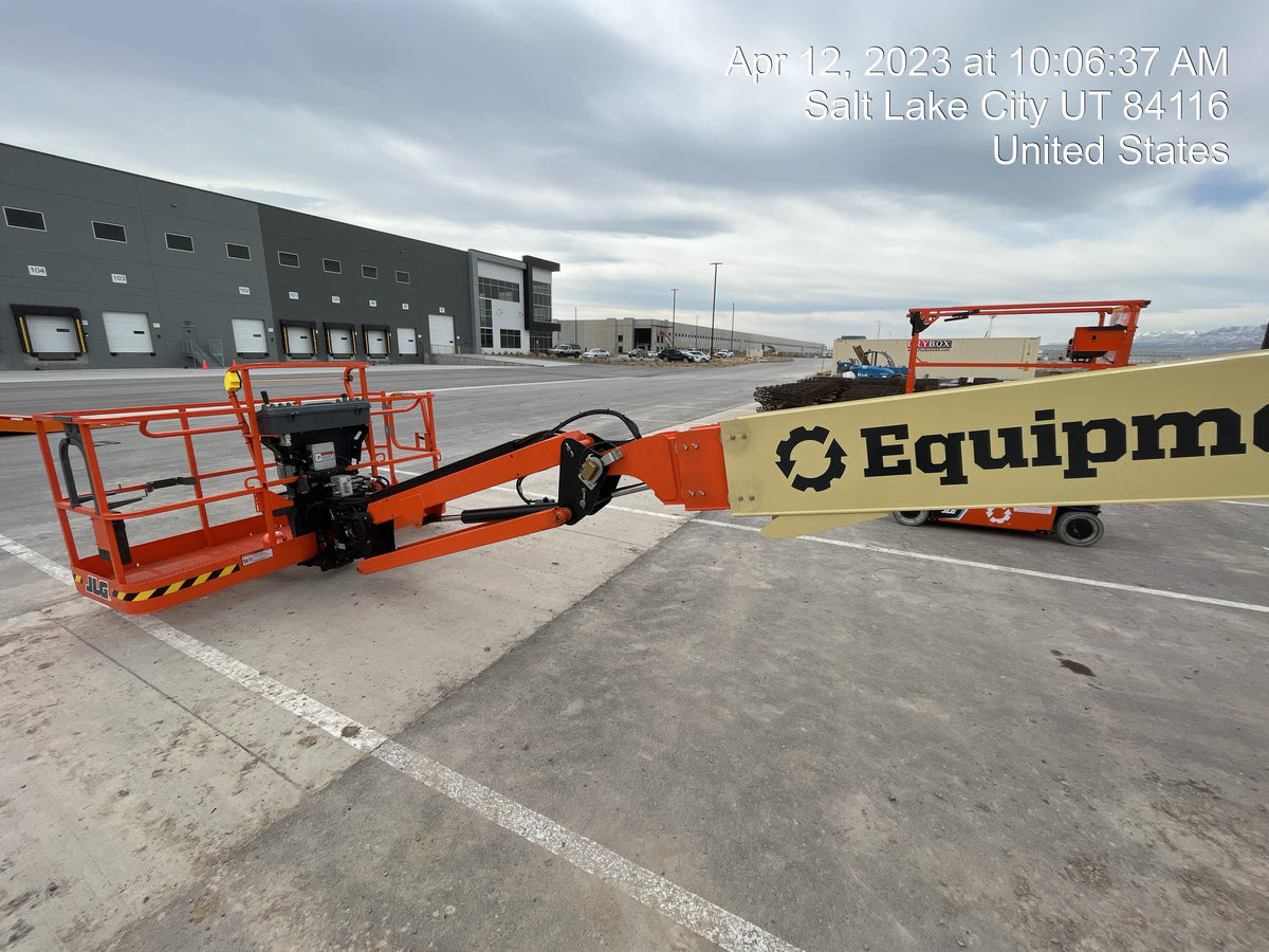 2023 JLG 660SJ