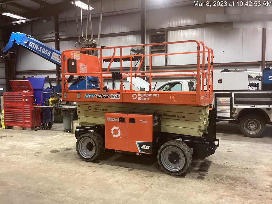 2023 JLG ERT4069