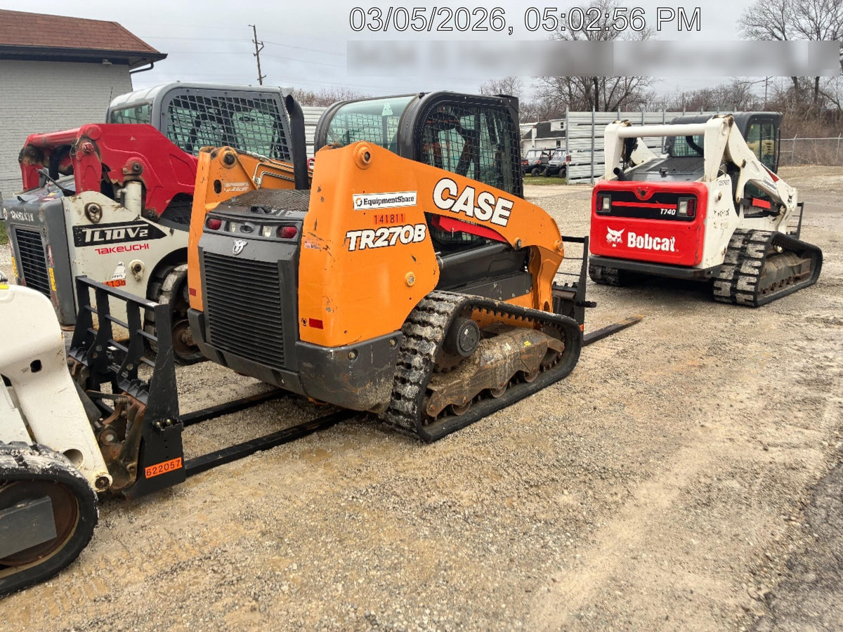 2021 CASE TR270B