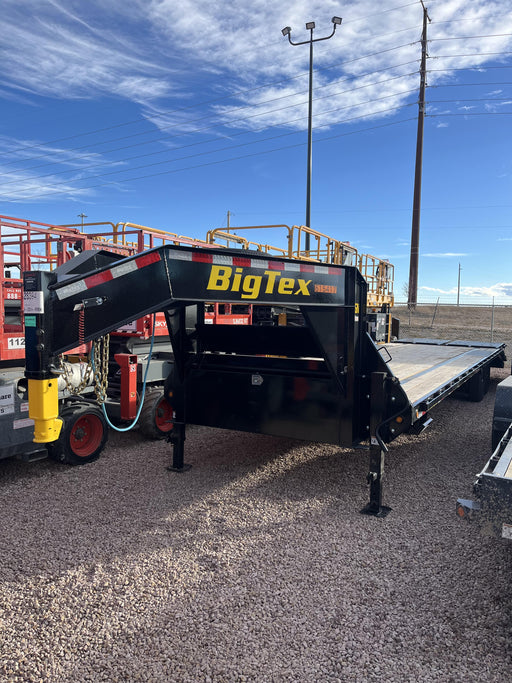2025 BIG TEX TRAILER 14GN-33D5A-MRBK