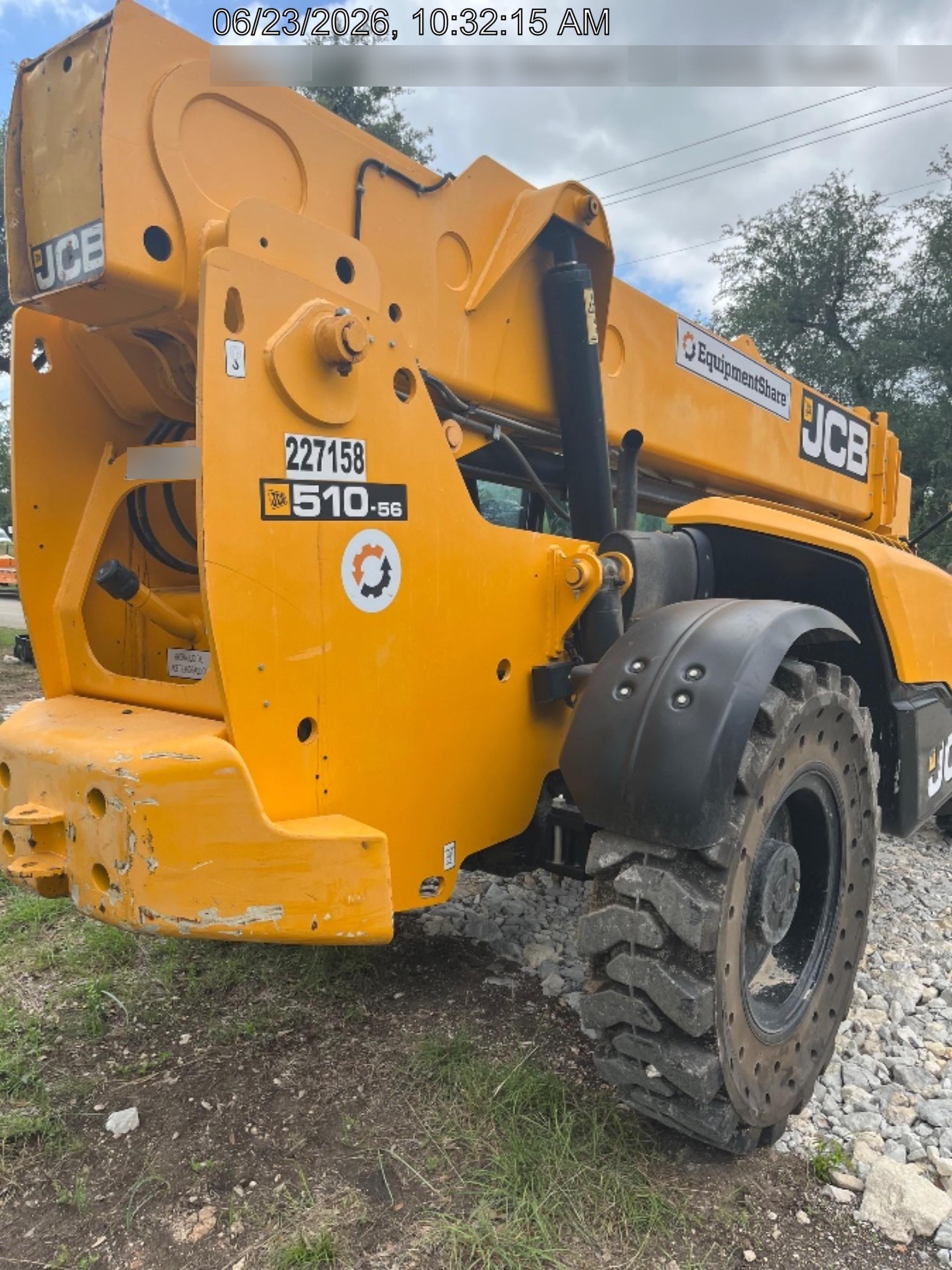 2022 JCB 510-56