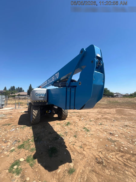2022 GENIE ZX-135/70