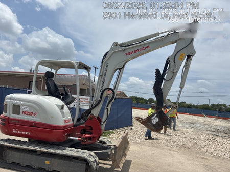 2025 TAKEUCHI TB250-2R