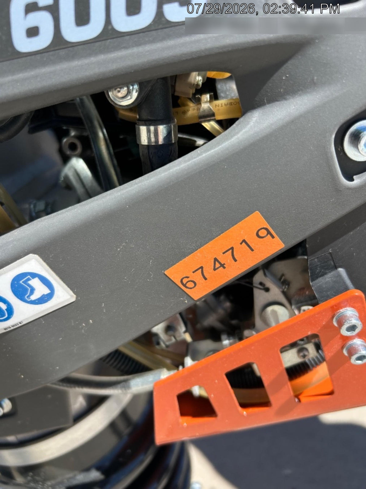 2026 HUSQVARNA LT6005