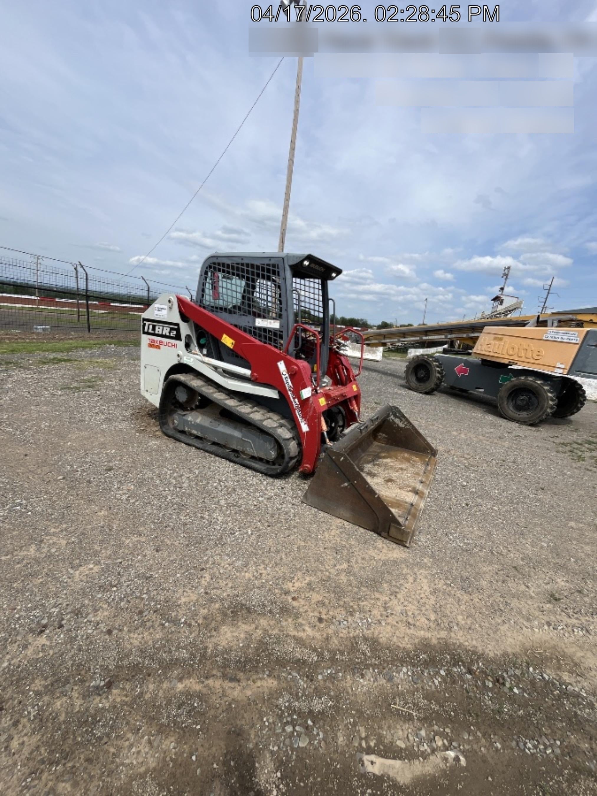 2022 TAKEUCHI TL8R2-R