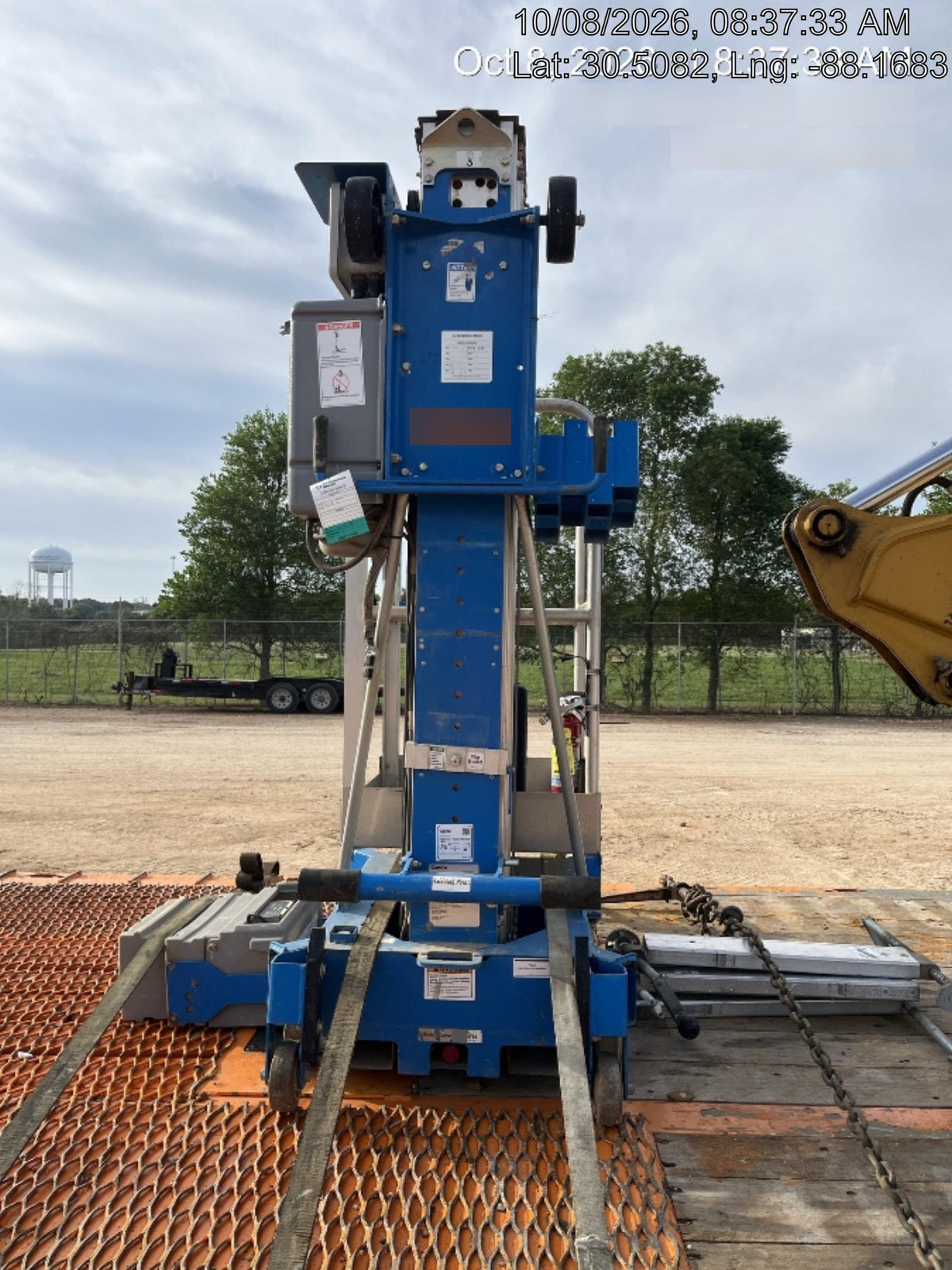 2019 GENIE AWP-30S