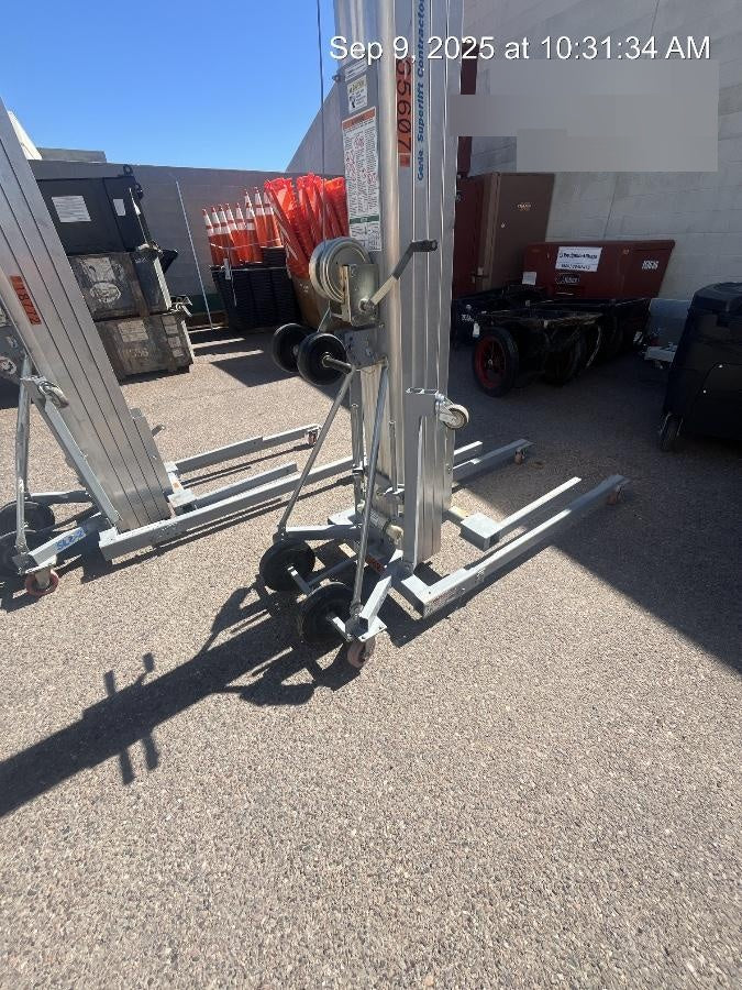 2020 GENIE SLC-24