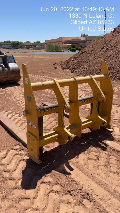 2020 JOHN DEERE 96" Loader Fork Carriage - John Deere