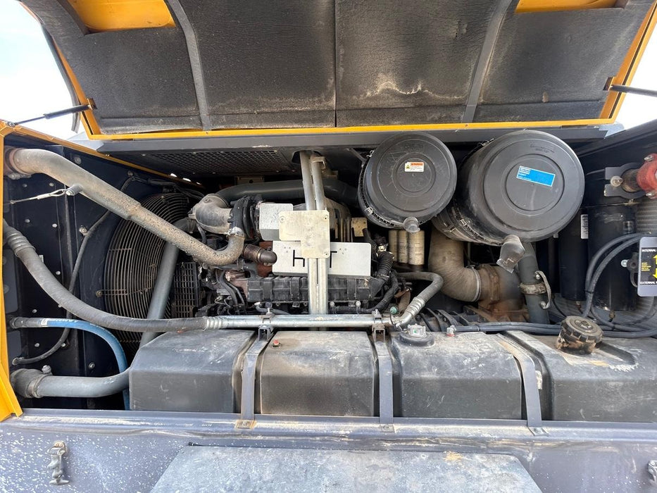 2021 ATLAS COPCO XAS 900