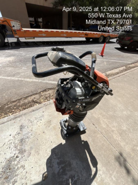 2025 HUSQVARNA LT6005