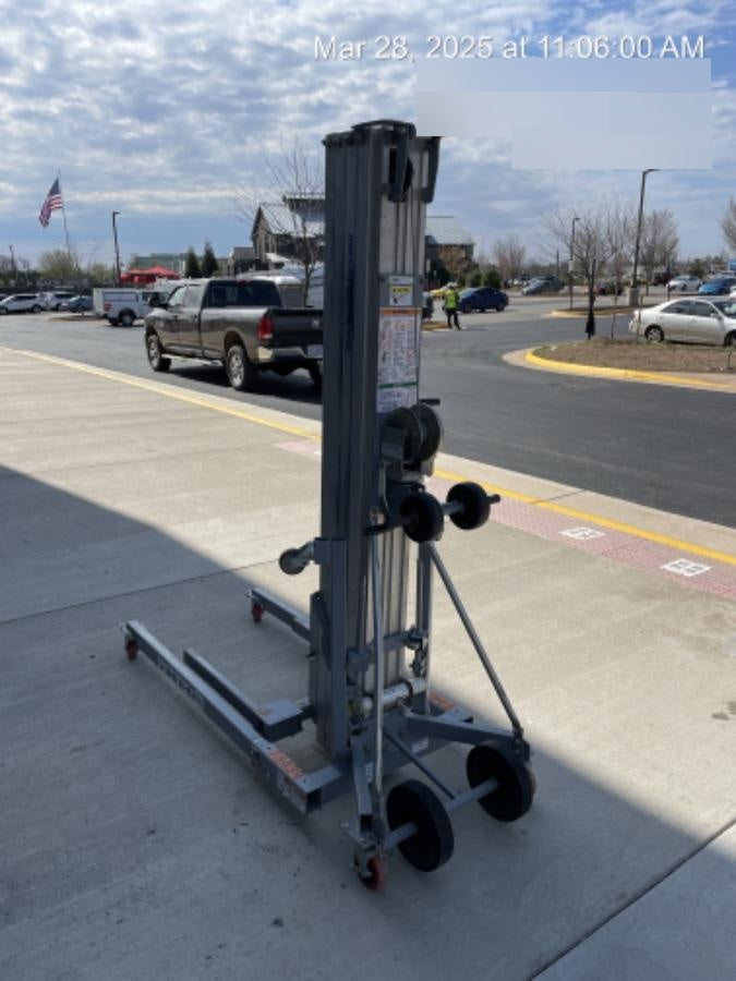 2020 GENIE SLC-24