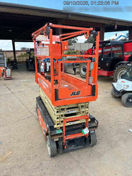 2022 JLG ES1932