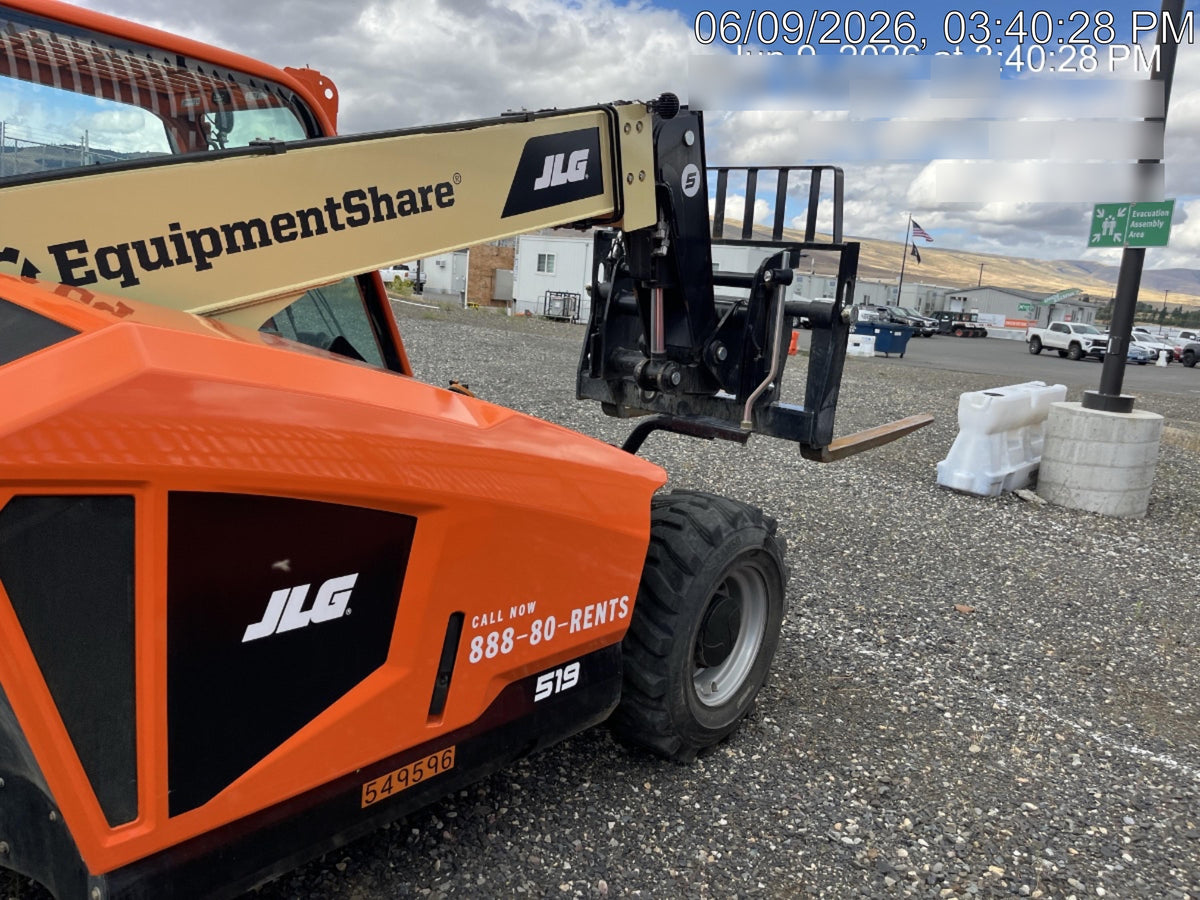 2025 JLG 519