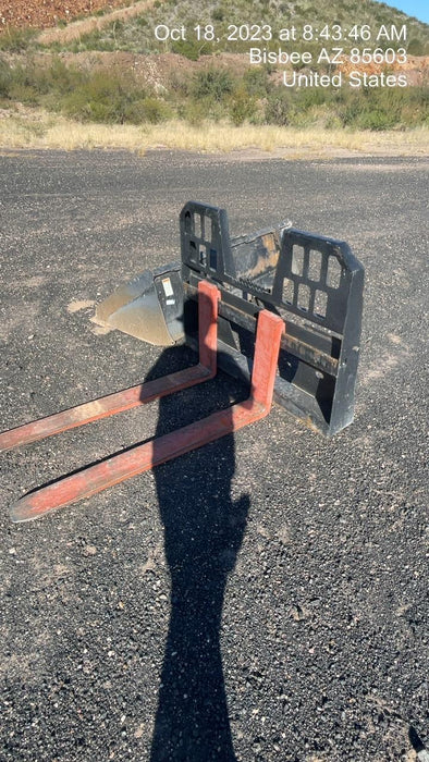 2021 PALADIN 48" Pallet Forks - Paladin