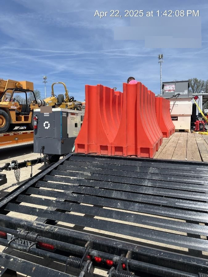 2023 HOUSTON BARRICADE WFB42