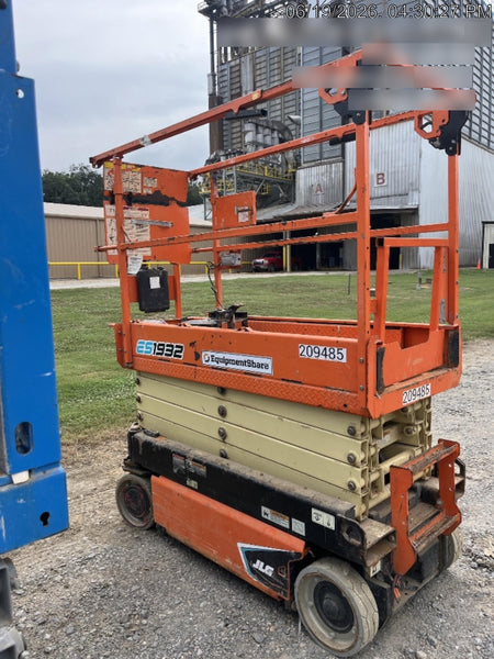 2022 JLG ES1932