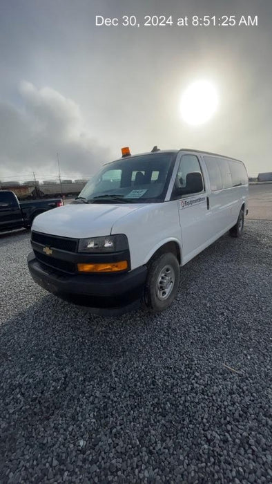 2023 CHEVROLET Express Van - Rental